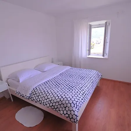 Apartman A2 - Luxury Apt In Center Just 5Min From Beach